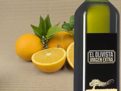 Mixed Box 10 kg (9 kg oranges + 1 L oil)