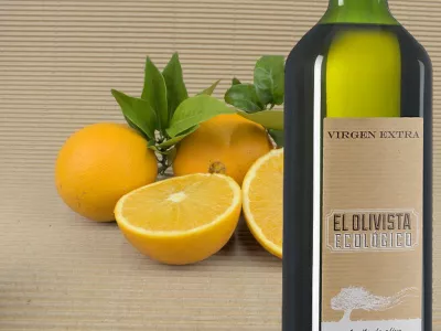 Organic Mixed Box 10 kg (9 kg oranges + 1 L oil)