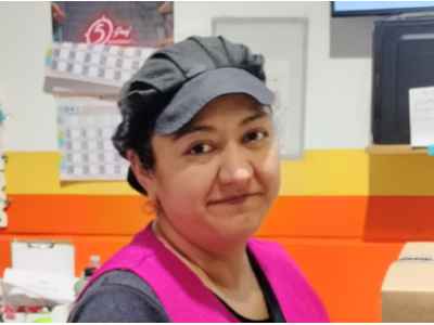 Luz: Select and pack the oranges